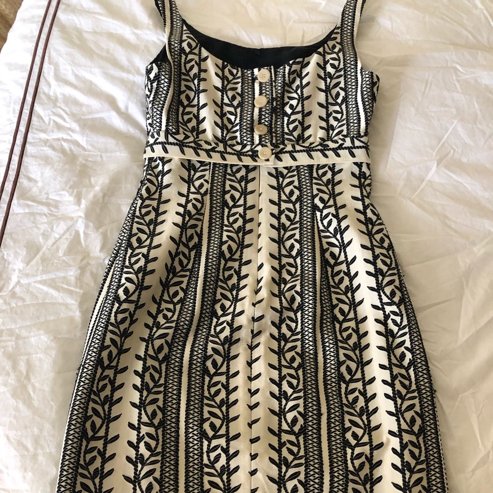 Size 2. Nicole Miller Collector dress